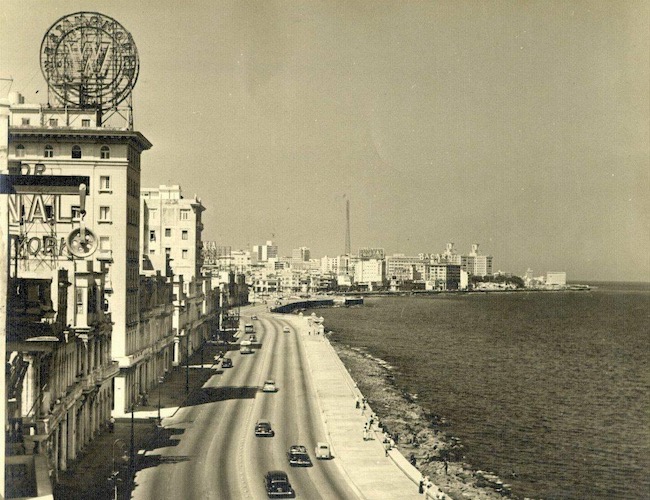 650x500 El Malecón